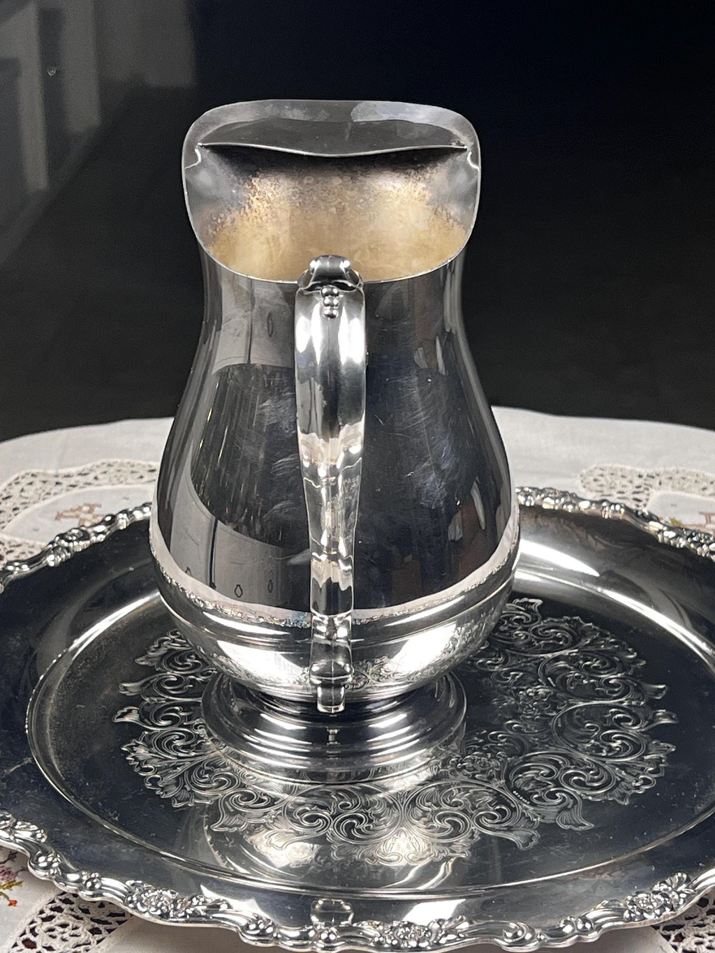 Vintage Wm Rogers Silverplate Water Pitcher 9” x 8” | Elegant Silver Plate Jug | Classic Barware Serving Pitcher | Vintage Tableware