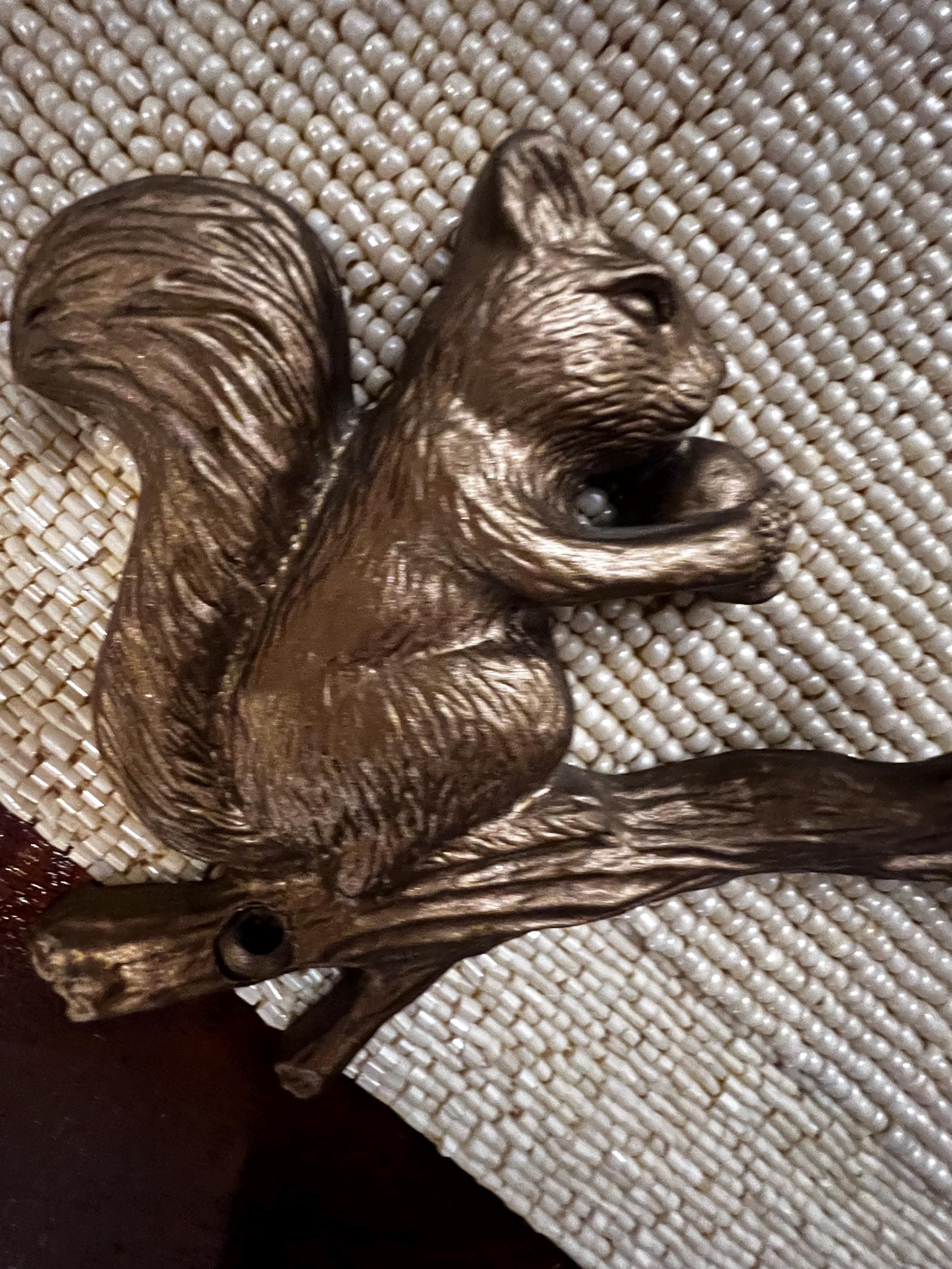 Rustic Squirrel Wall Hook Rack 13.5” Bronze Woodland Decor, Tree Branch Wall Hooks, Cabin Entryway Organizer, Lodge Home Accent