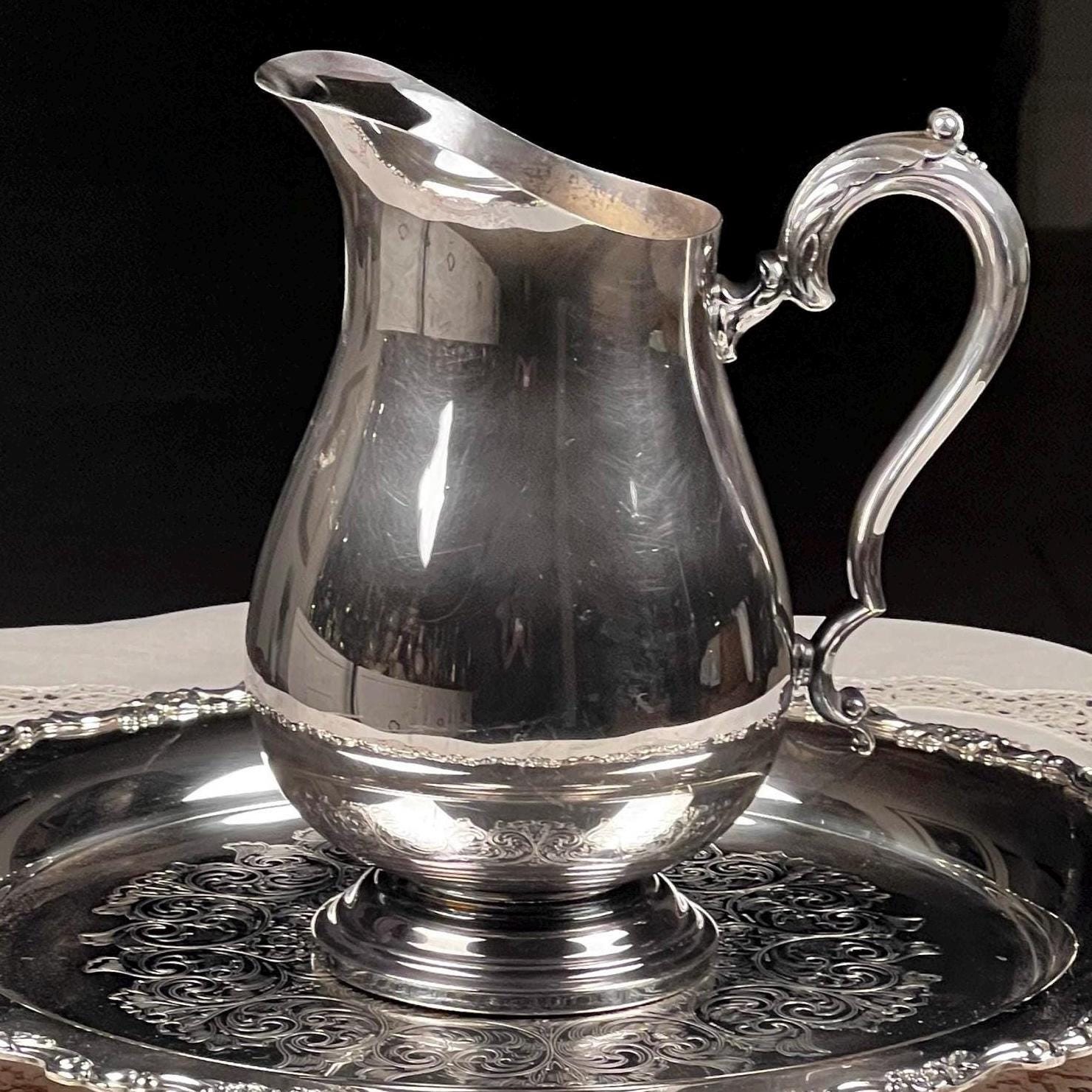 Vintage Wm Rogers Silverplate Water Pitcher 9” x 8” | Elegant Silver Plate Jug | Classic Barware Serving Pitcher | Vintage Tableware