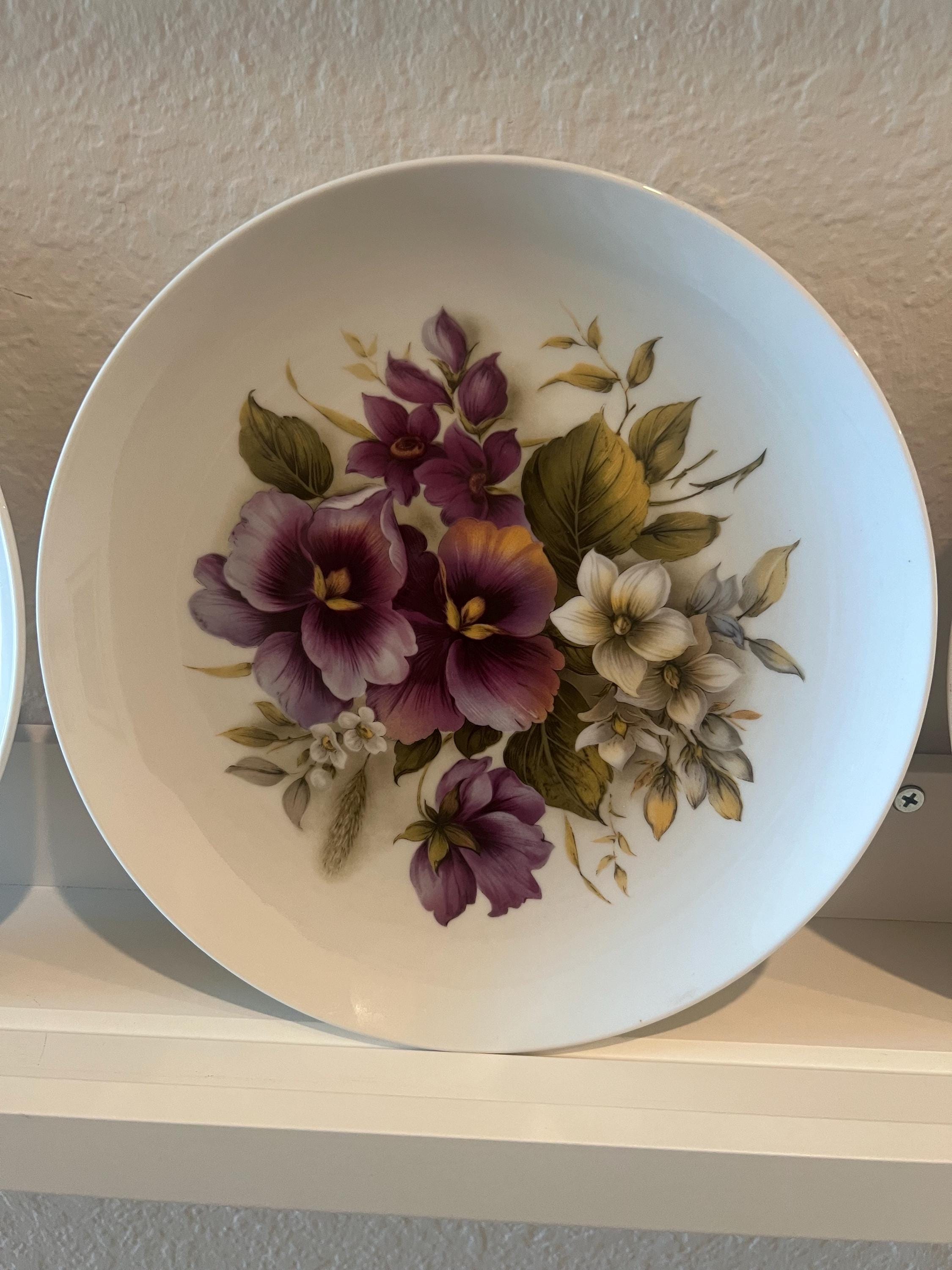 Vintage Kaiser Porcelain Pansy Plate 9.5” West Germany Floral Cabinet Plate Botanical Wall Decor Mid Century German China